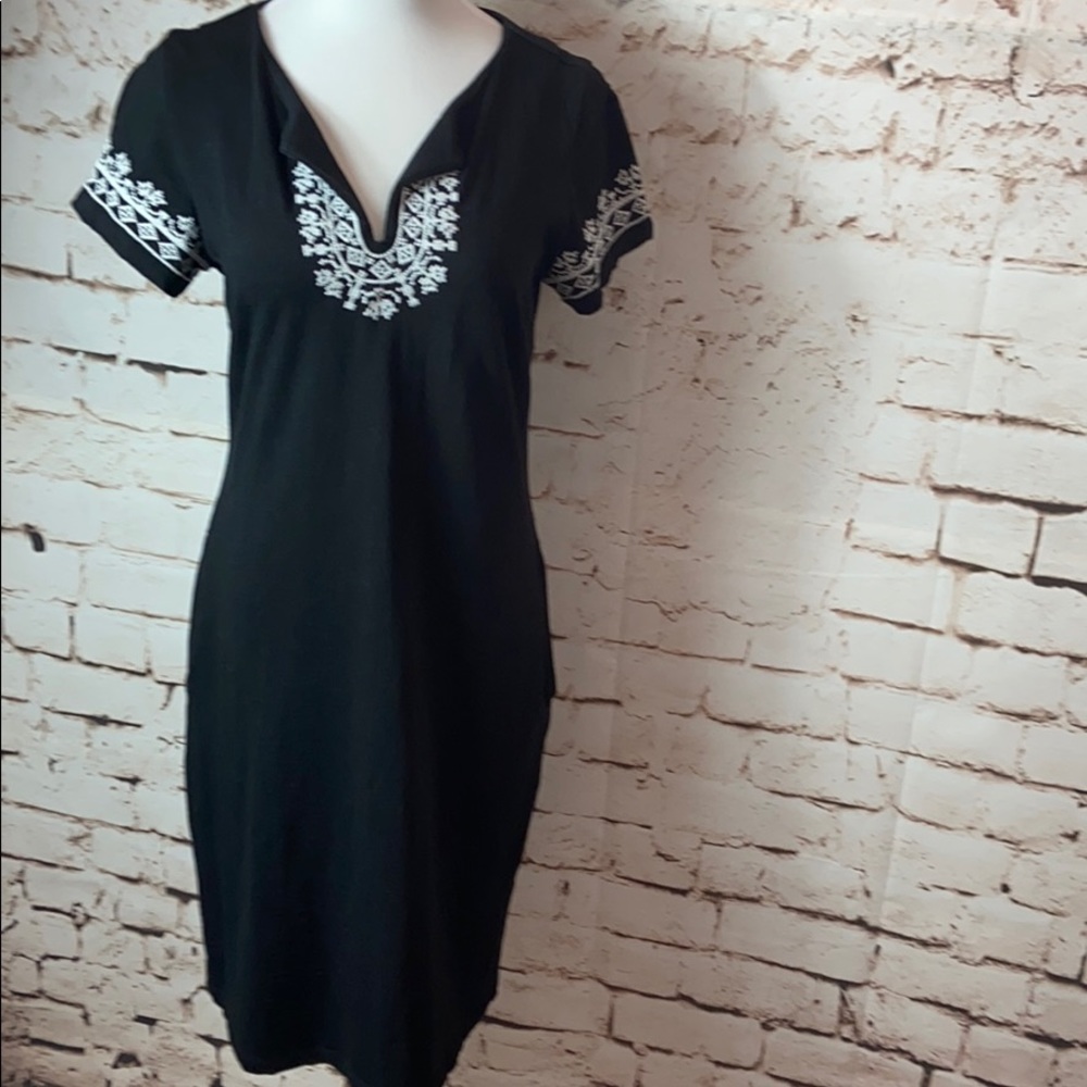 Talbots Dress w/Aztec Trim Size Medium
